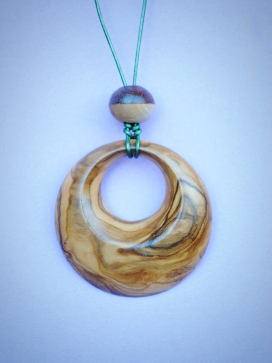 Κολιέ από ξύλο ελιά